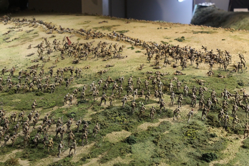 First pics of Sir Peter Jackson's massive Gallipoli diorama! (4/6)